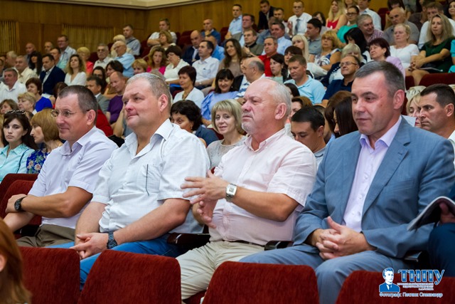 колектив університету